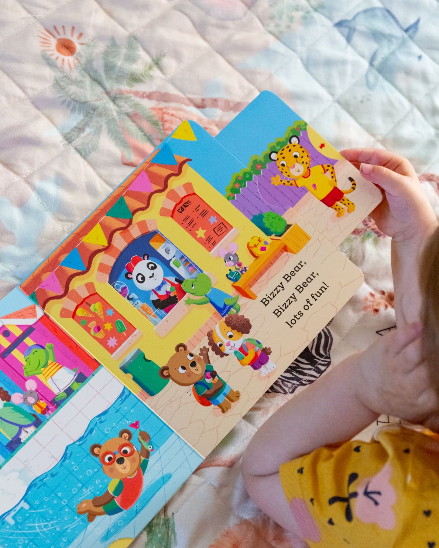 NC - Bizzy Bear Swimming Fun